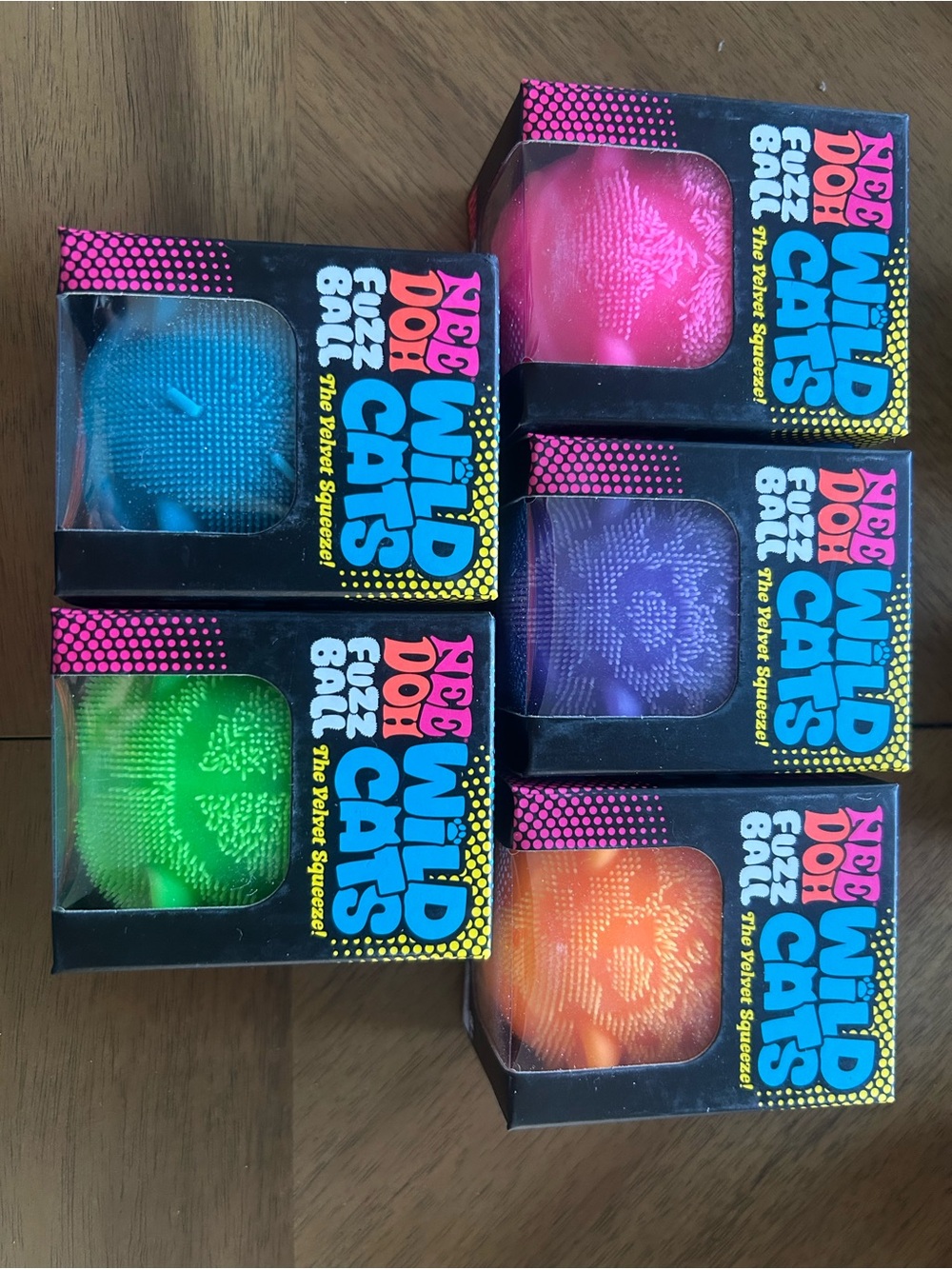 Needoh wild cat fuzz ball set of 5 new never opened